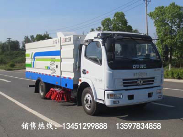 東風(fēng)多利卡掃路車(國六)